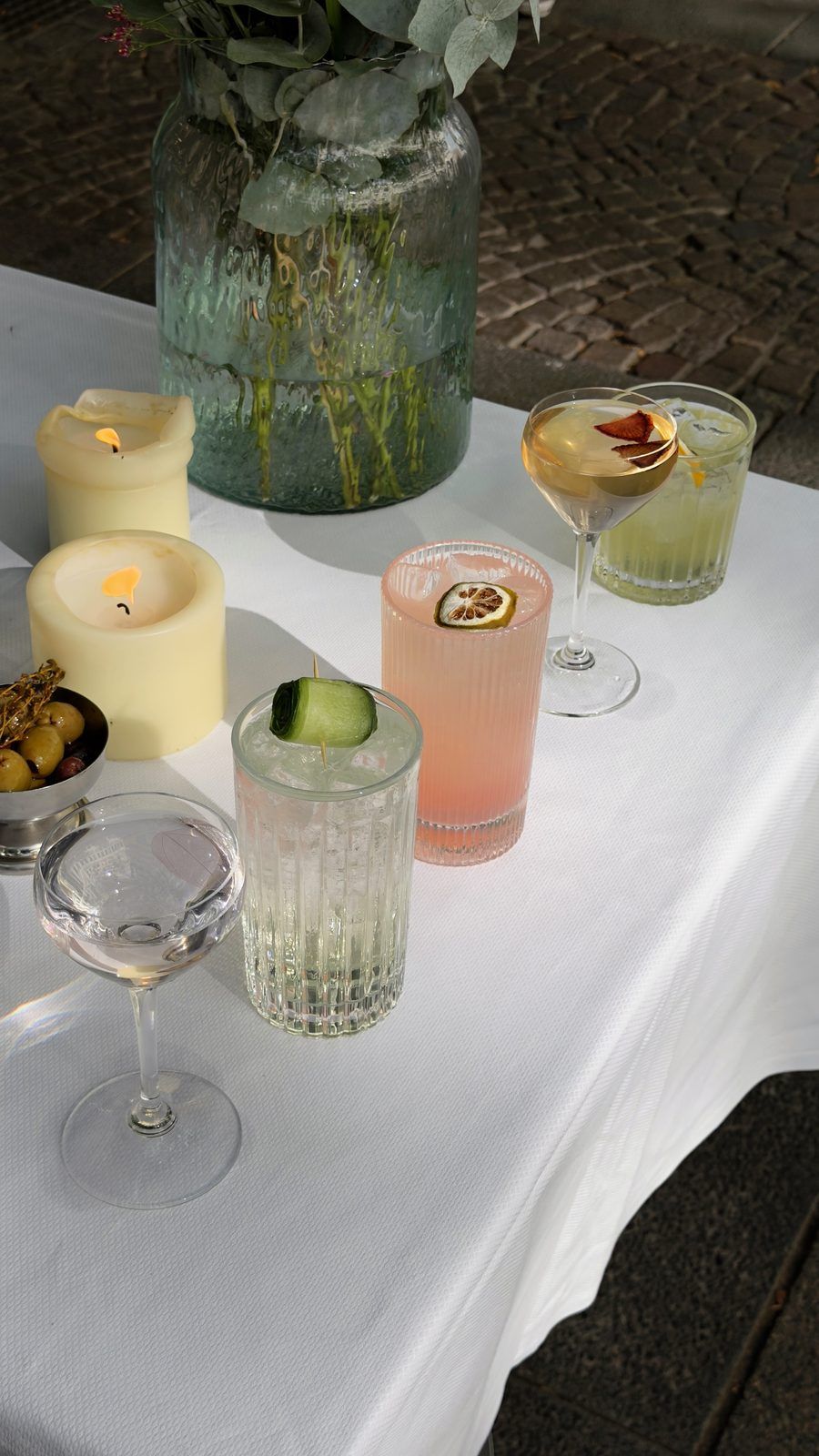 Aperitif bei Kerzenlicht